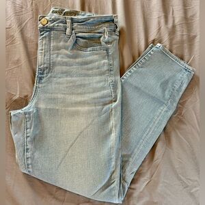 American Eagle Outfitters Hi-Rise Jegging